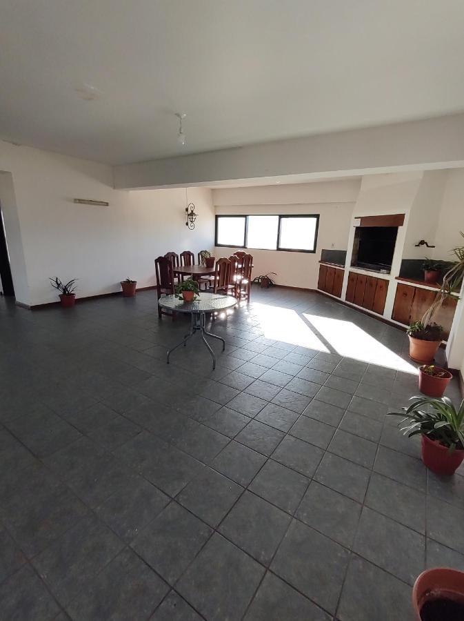 Departamento En Microcentro Con Cochera Salta Exterior foto